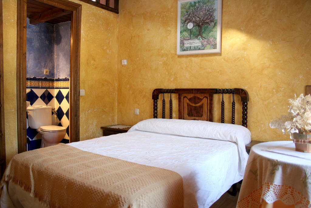 El Canton Villa Los Fayos Room photo